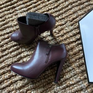 NWT Nine West heels